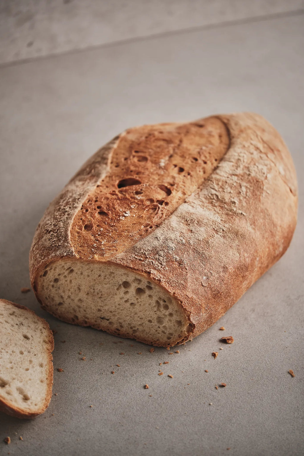 Holzkohlebrot