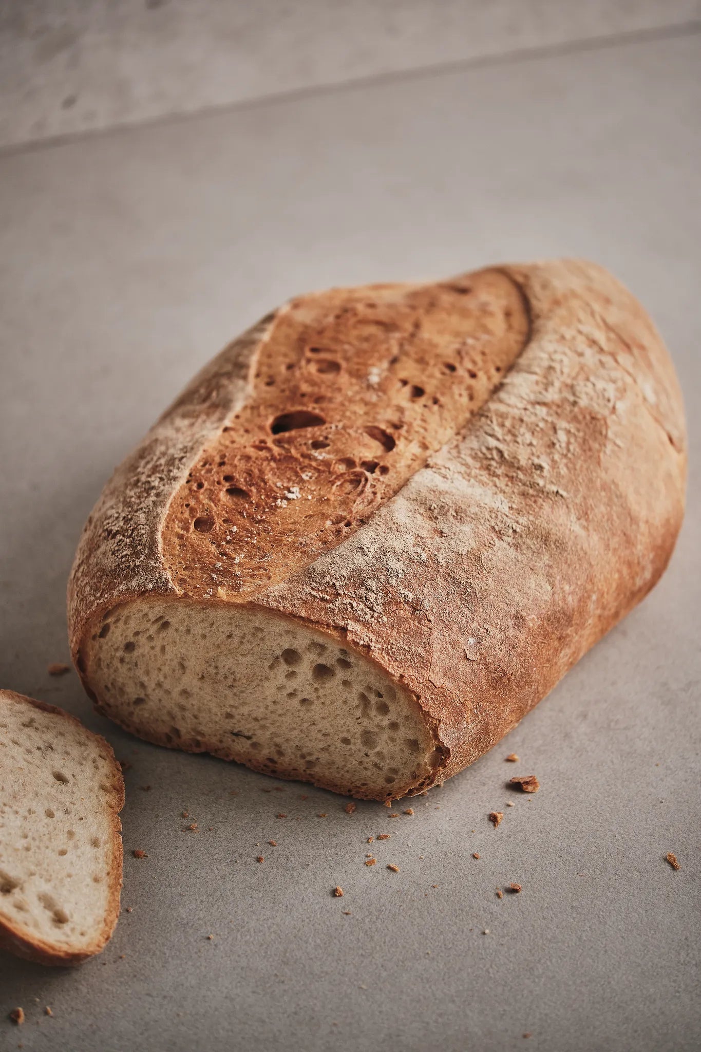 Holzkohlebrot