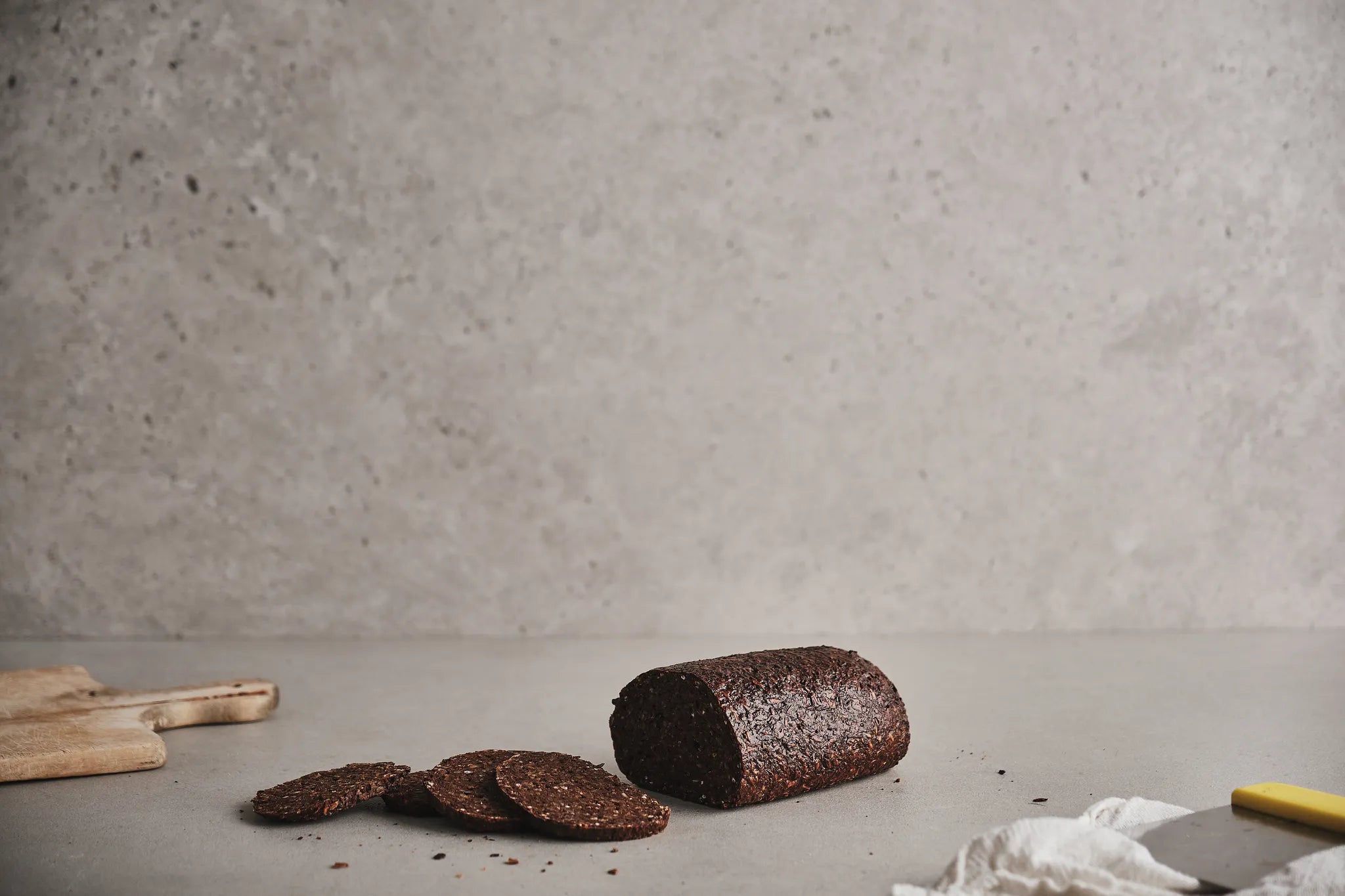 Kleines Vollkornschwarzbrot