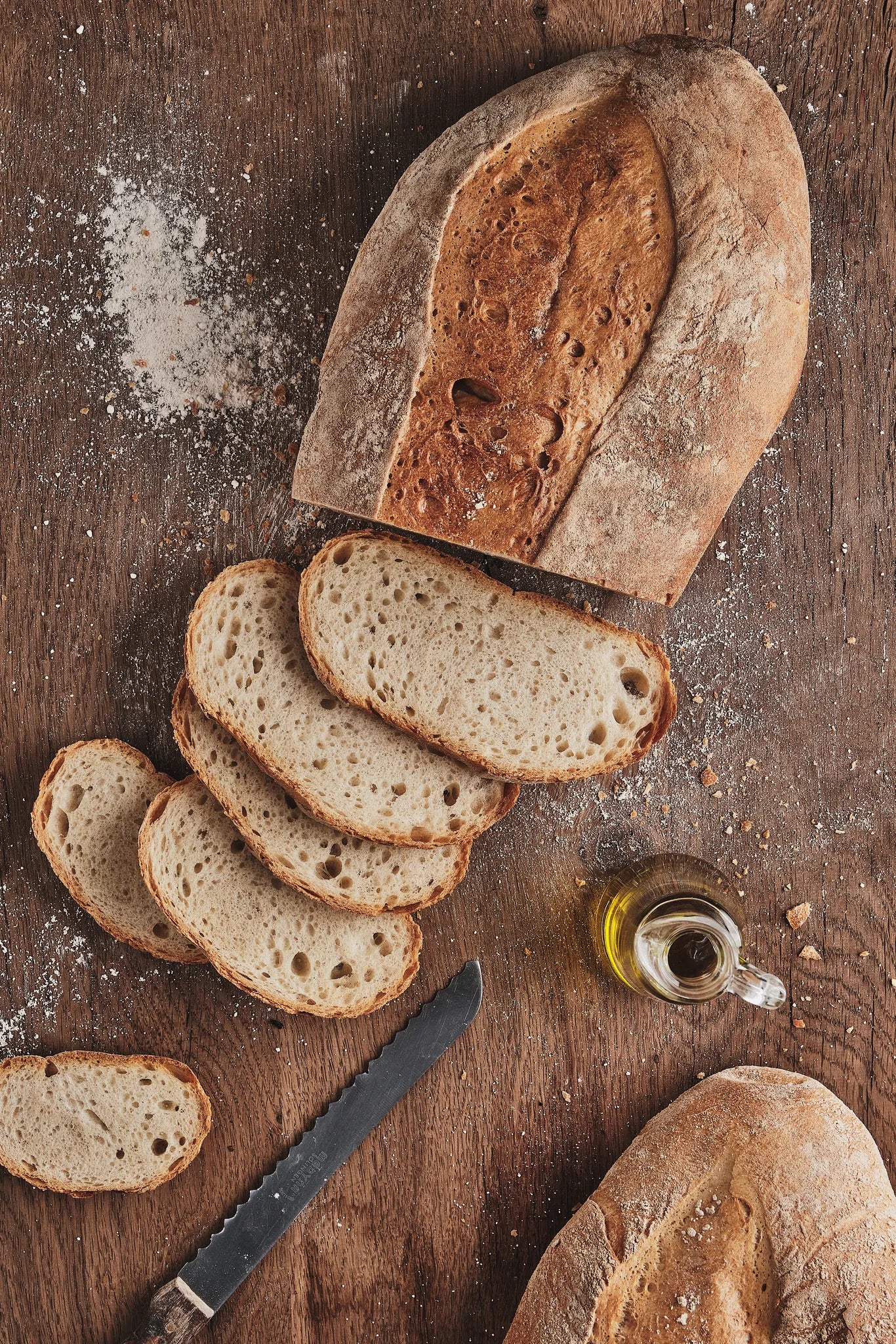Holzkohlebrot