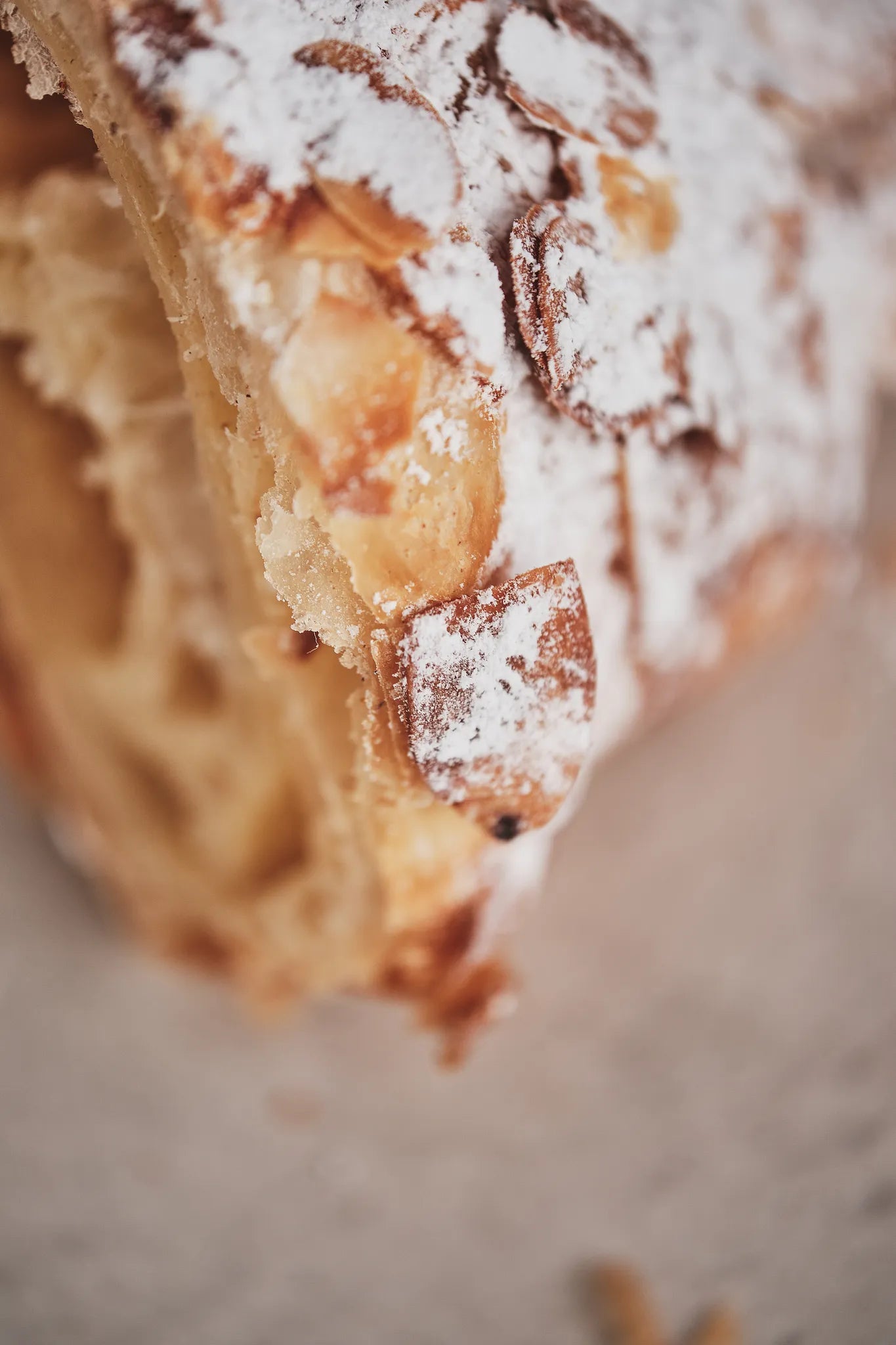 Marzipan-Croissant