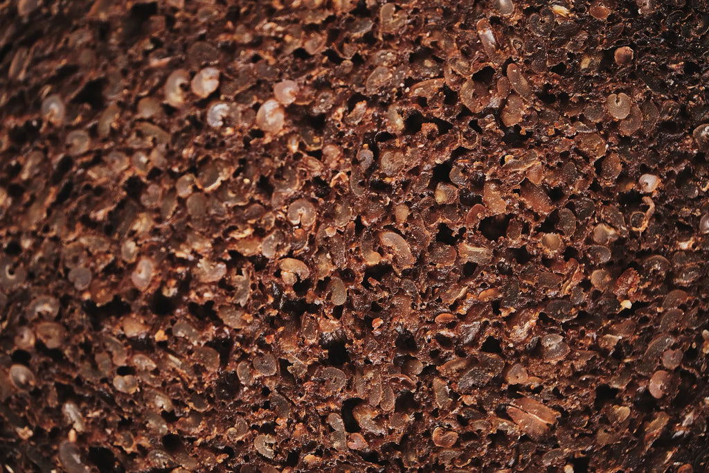 Vollkornschwarzbrot (Kasten)