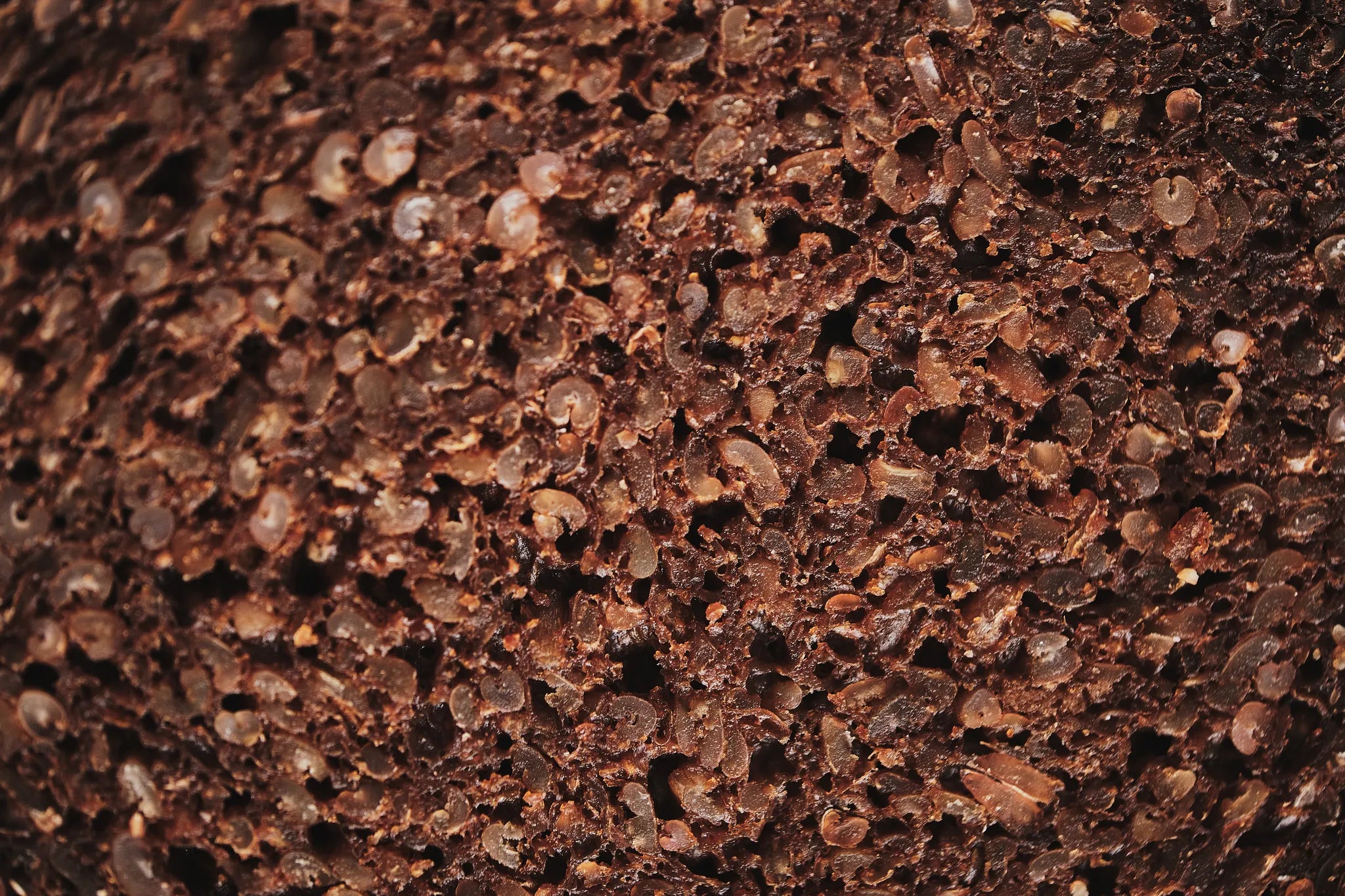 Vollkornschwarzbrot (Kasten)