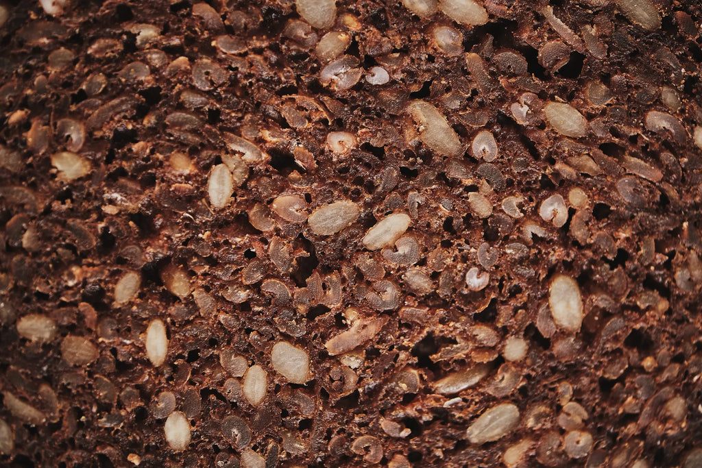 Sonnenblumenkern-Schwarzbrot (Kasten)